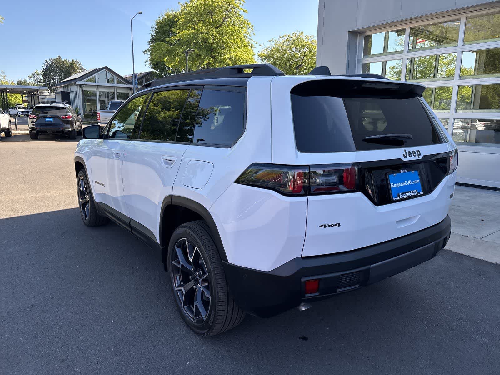 Thumbnail: 2026 Jeep Cherokee - 3