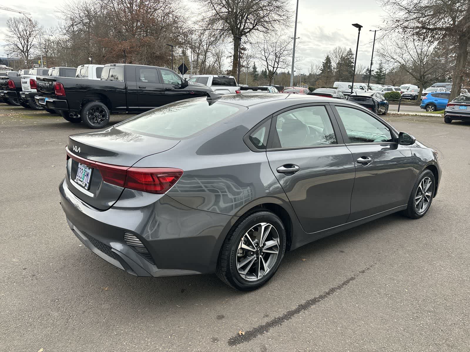 Thumbnail: 2023 Kia Forte - 4