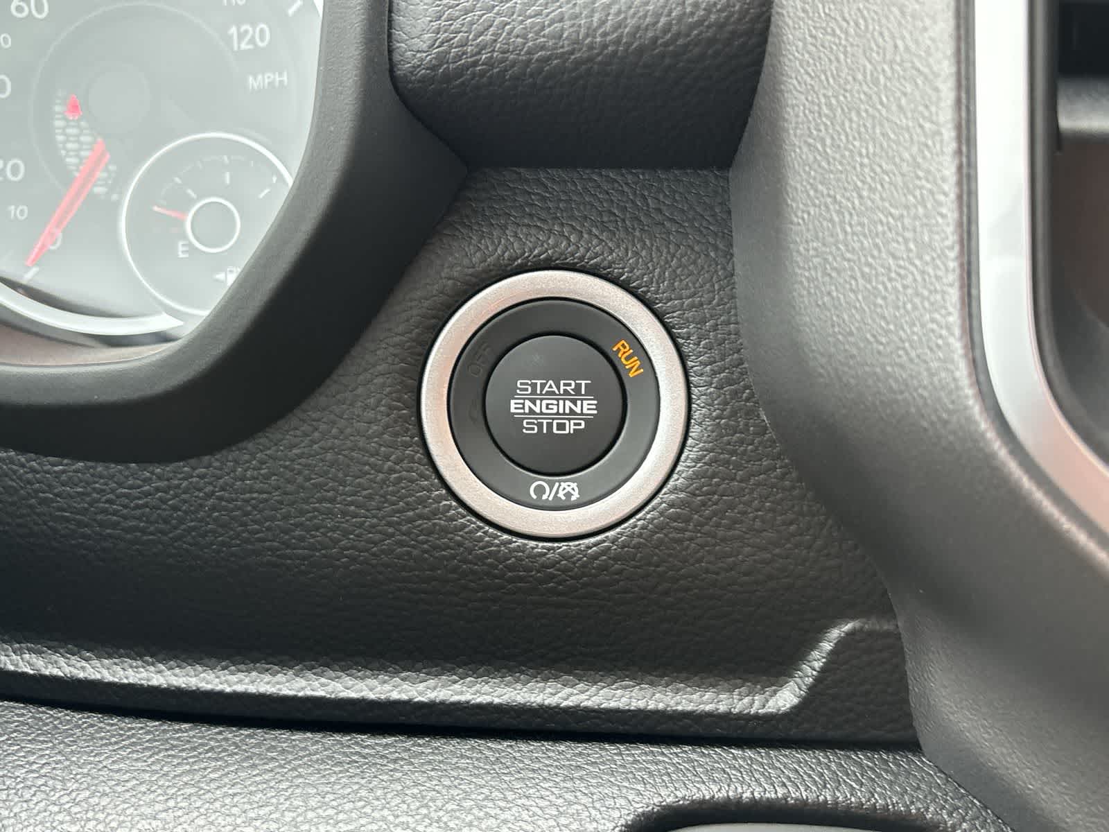 Thumbnail: 2026 RAM 1500 - 26