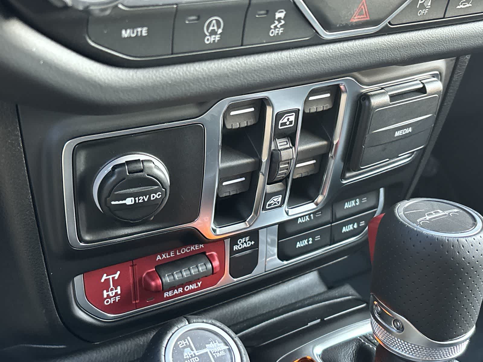 Thumbnail: 2026 Jeep Gladiator - 25