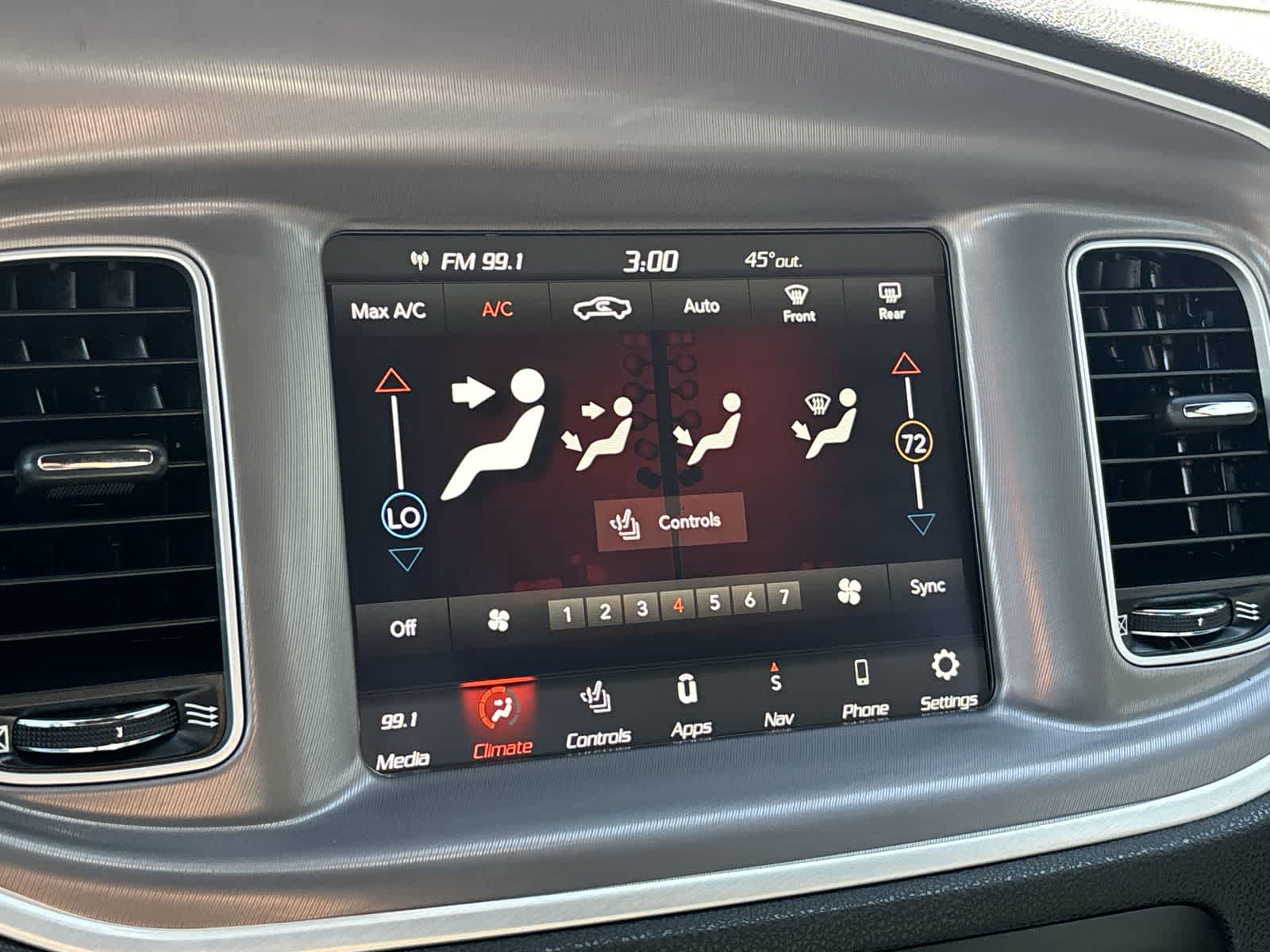 Thumbnail: 2022 Dodge Charger - 17