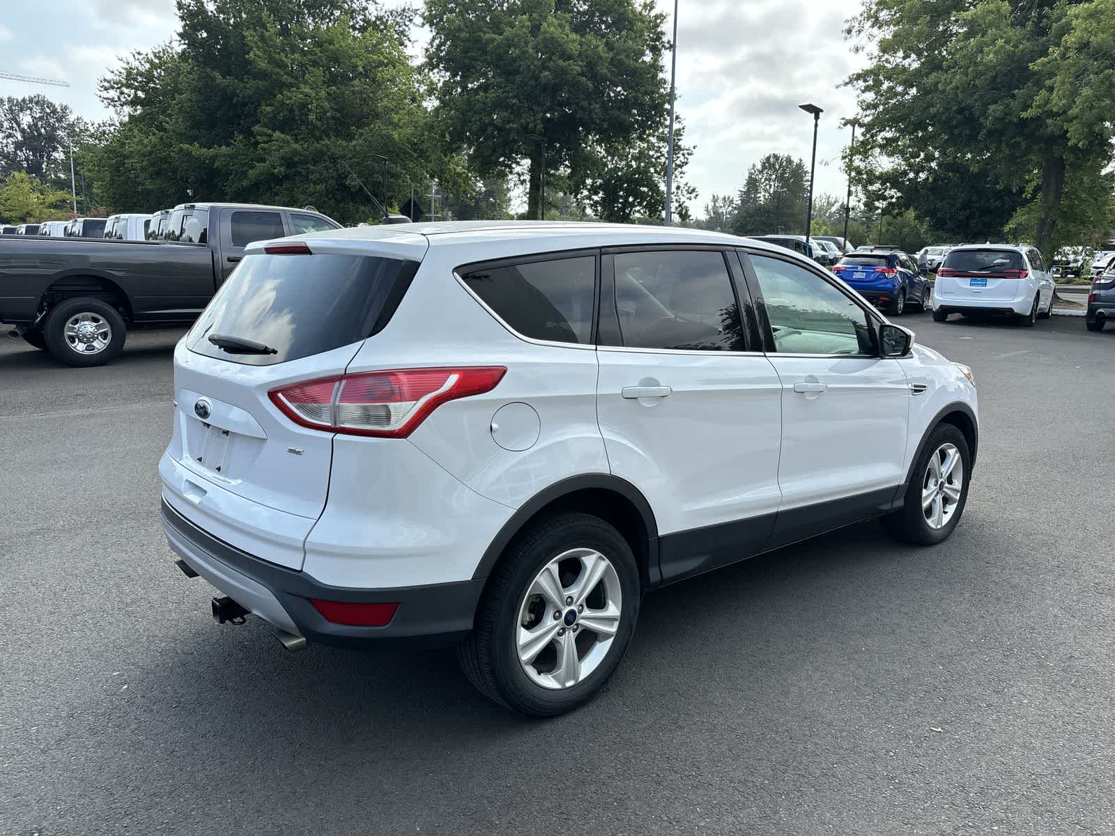 Thumbnail: 2016 Ford Escape - 4