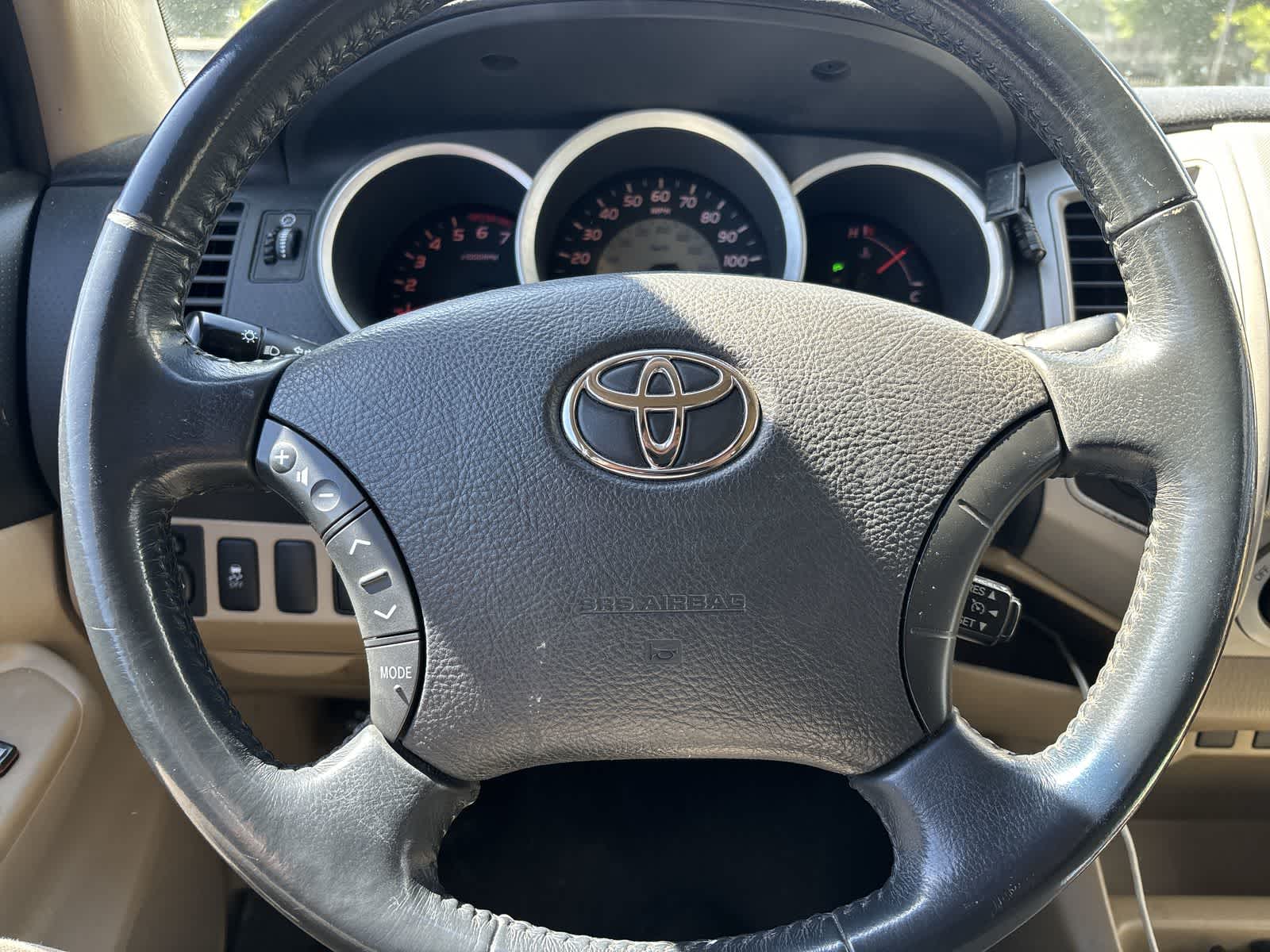 Thumbnail: 2009 Toyota Tacoma - 10