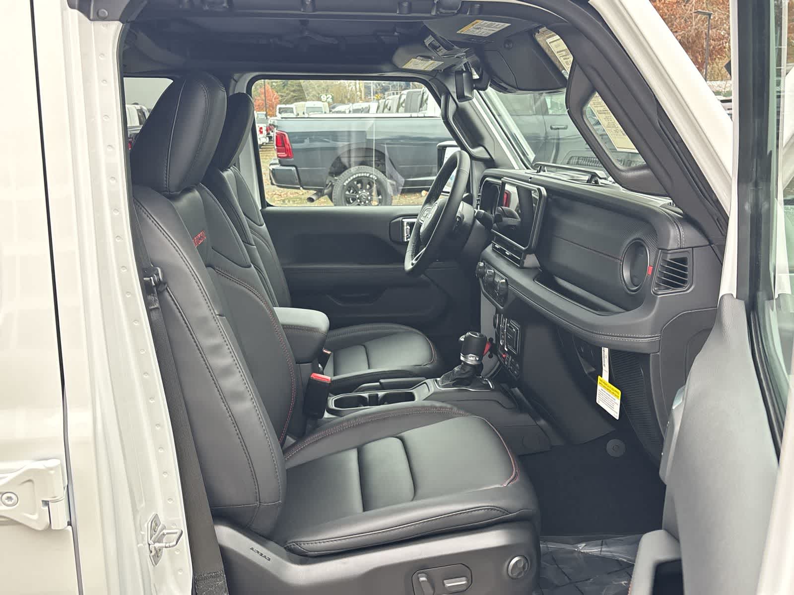 Thumbnail: 2026 Jeep Gladiator - 9