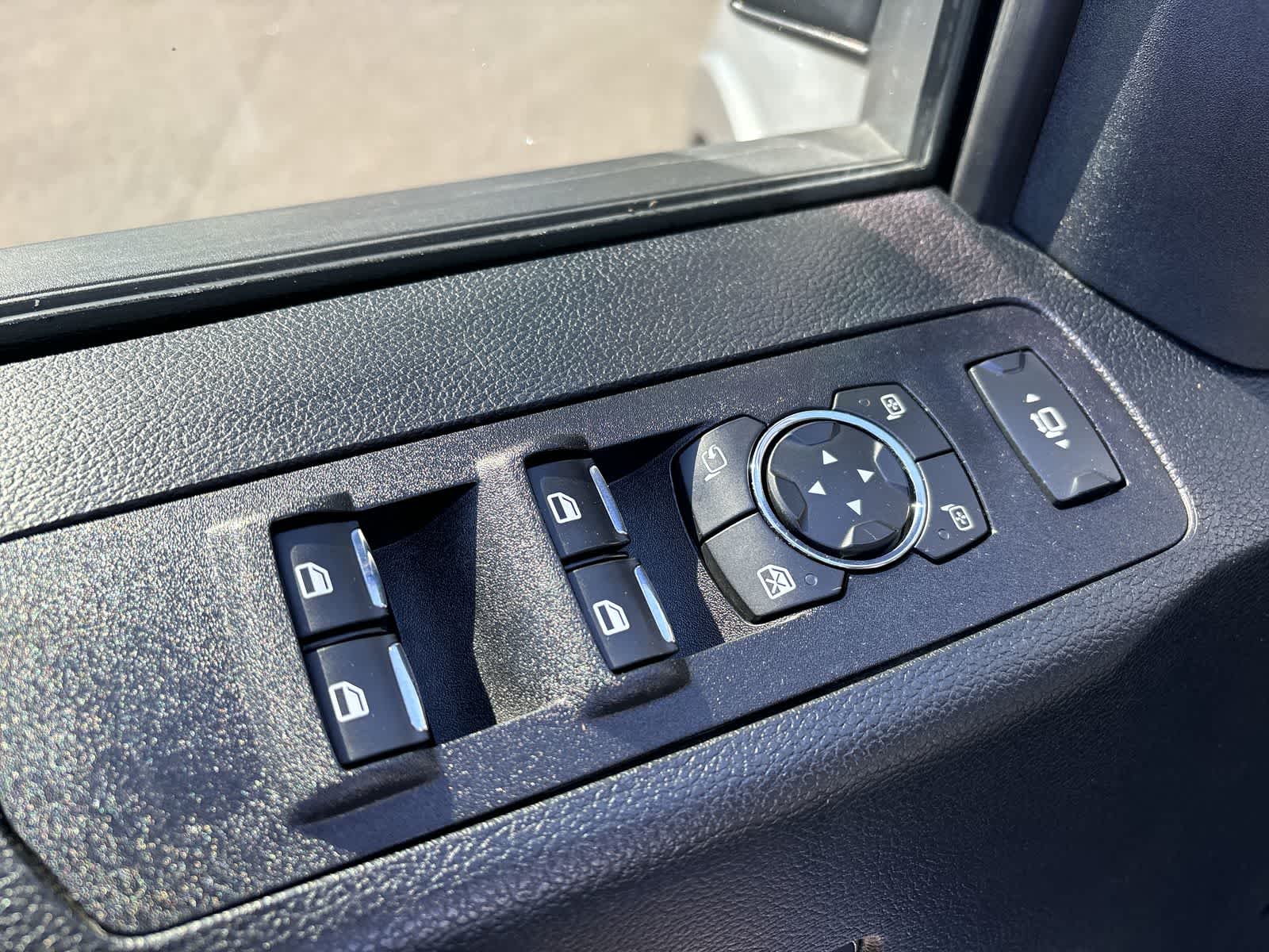 Thumbnail: 2020 Ford F-350 - 11