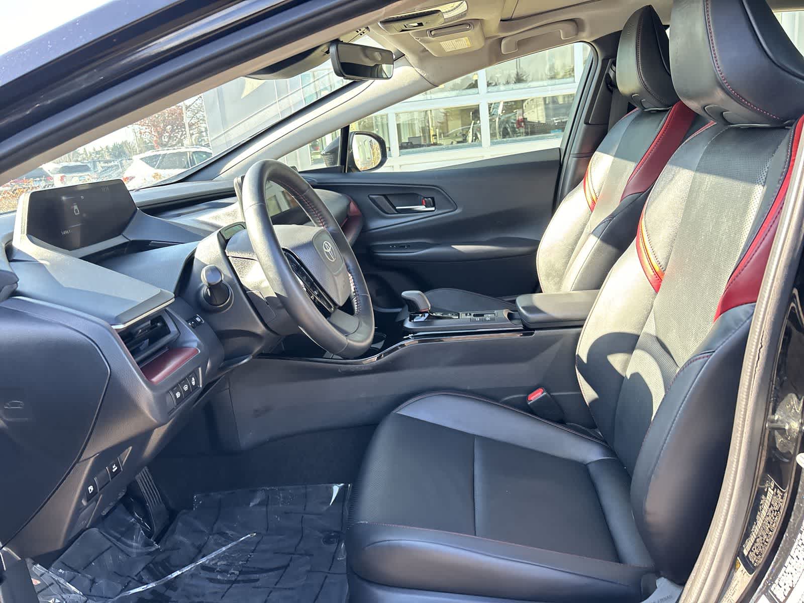 Thumbnail: 2024 Toyota Prius Prime - 8