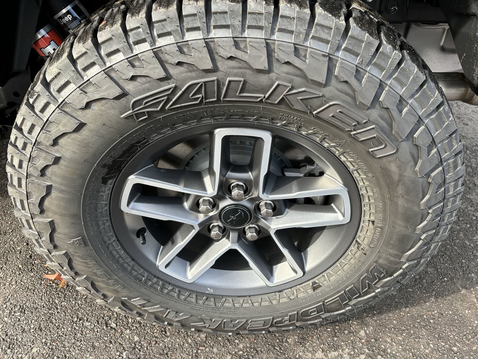 Thumbnail: 2025 Jeep Gladiator - 4