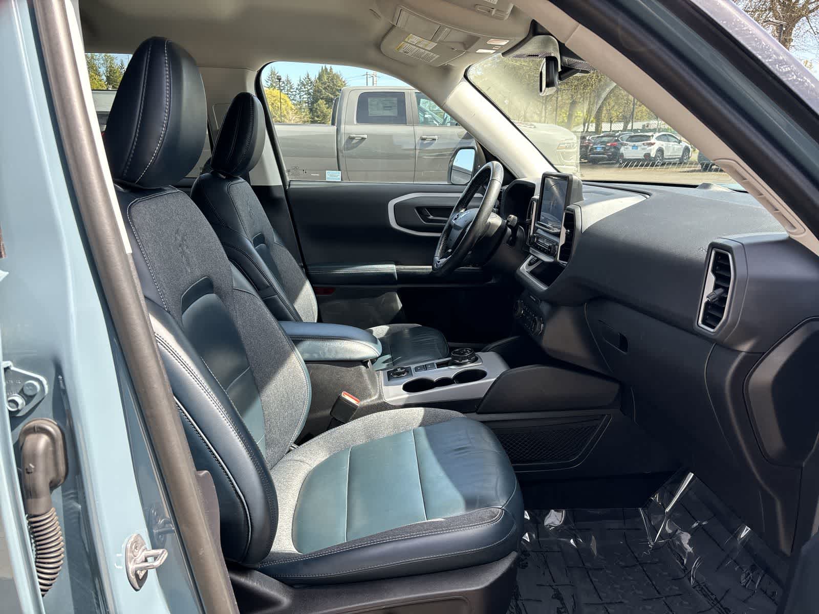 Thumbnail: 2022 Ford Bronco Sport - 5