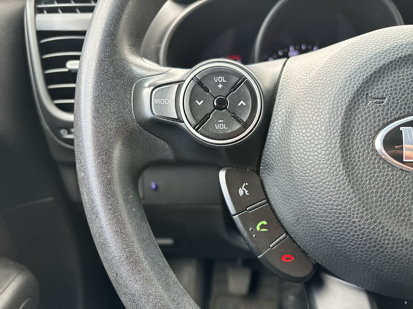 Thumbnail: 2017 Kia Soul - 9