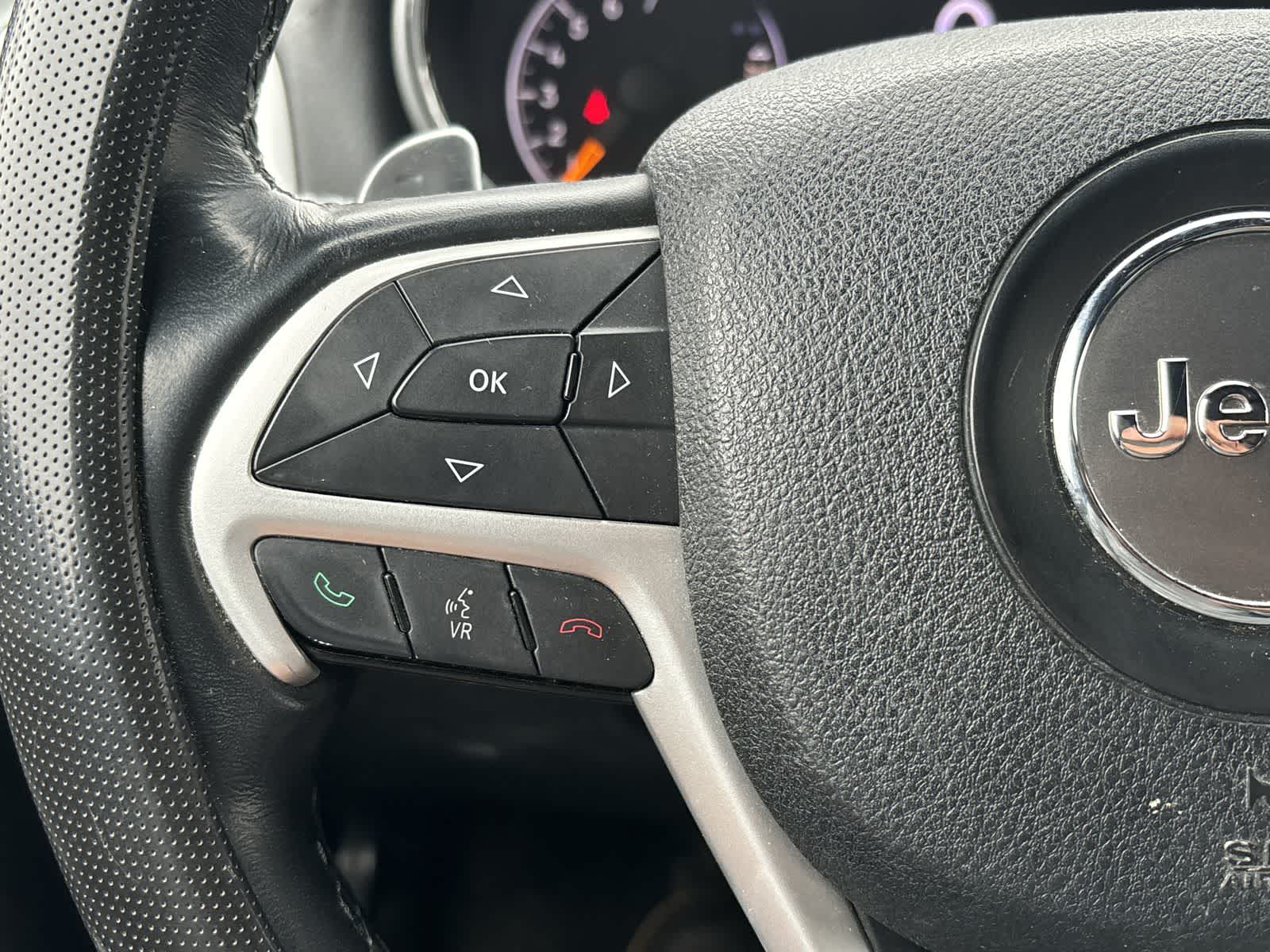 Thumbnail: 2015 Jeep Grand Cherokee - 10