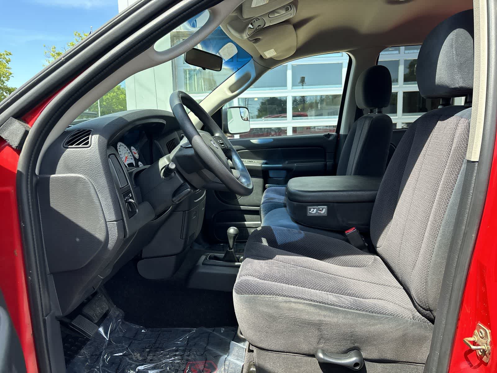 2004 Dodge Ram 1500 Laramie 10