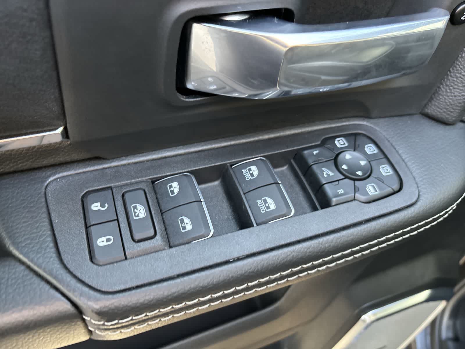 Thumbnail: 2026 RAM 2500 - 10