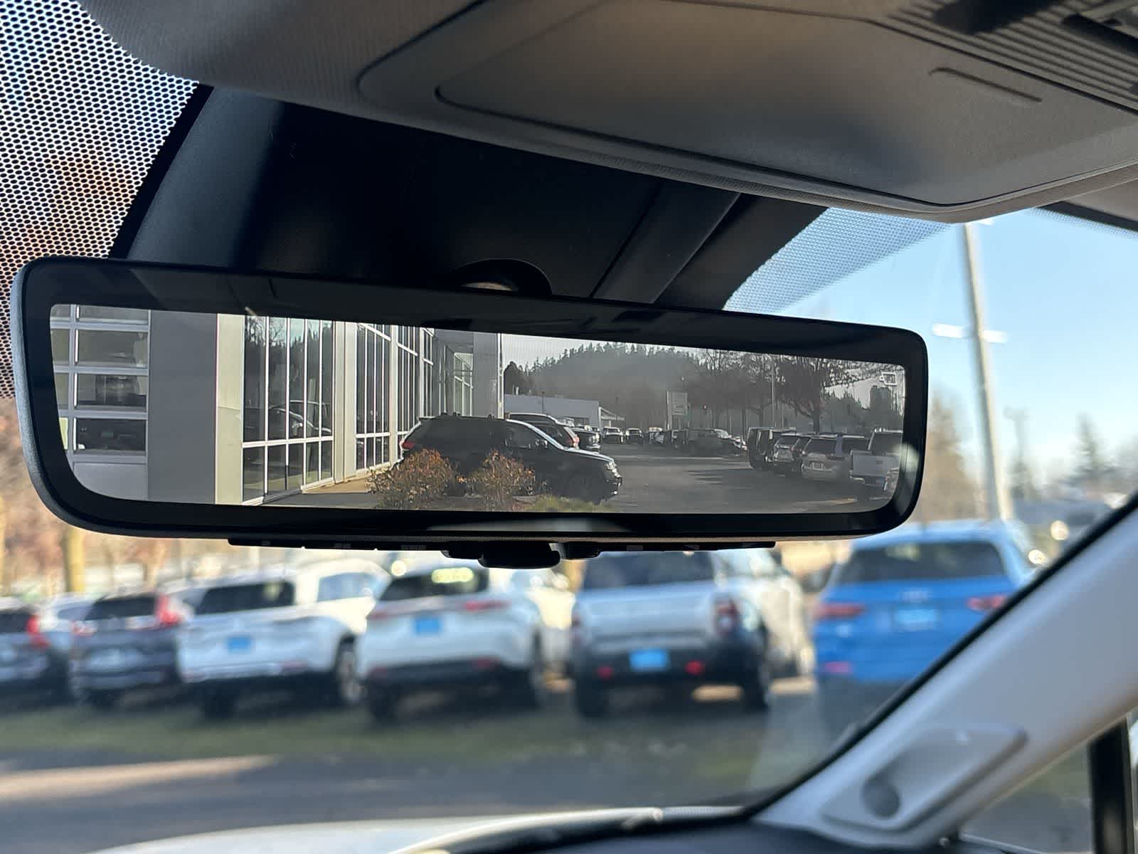 Thumbnail: 2020 Toyota RAV4 - 26