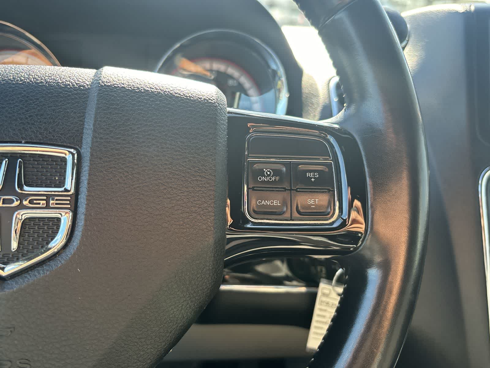 Thumbnail: 2019 Dodge Grand Caravan - 15