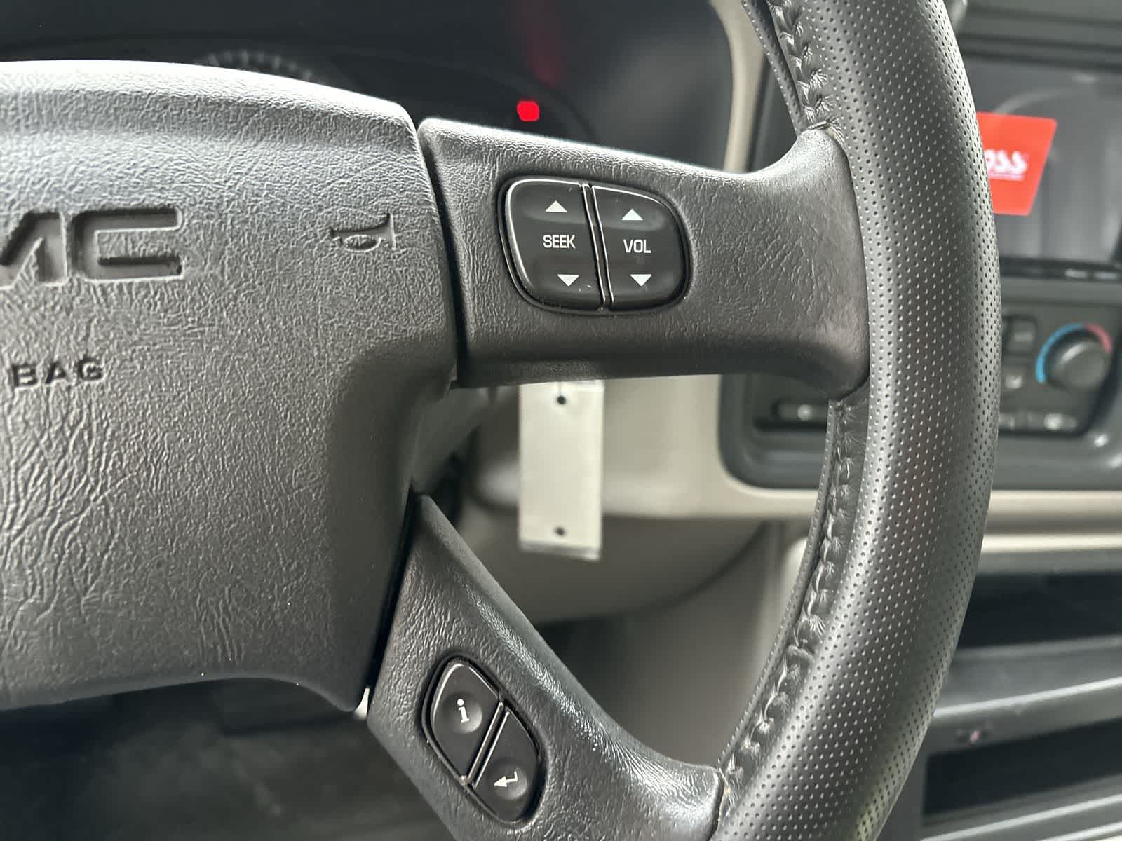 Thumbnail: 2005 GMC Sierra 1500 - 17