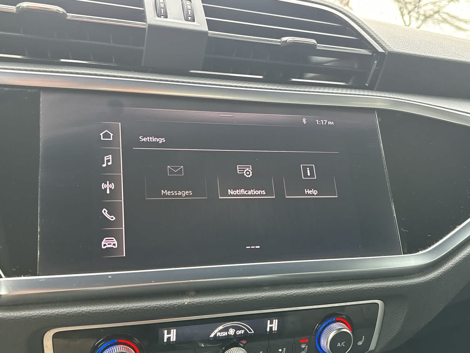 Thumbnail: 2020 Audi Q3 - 24