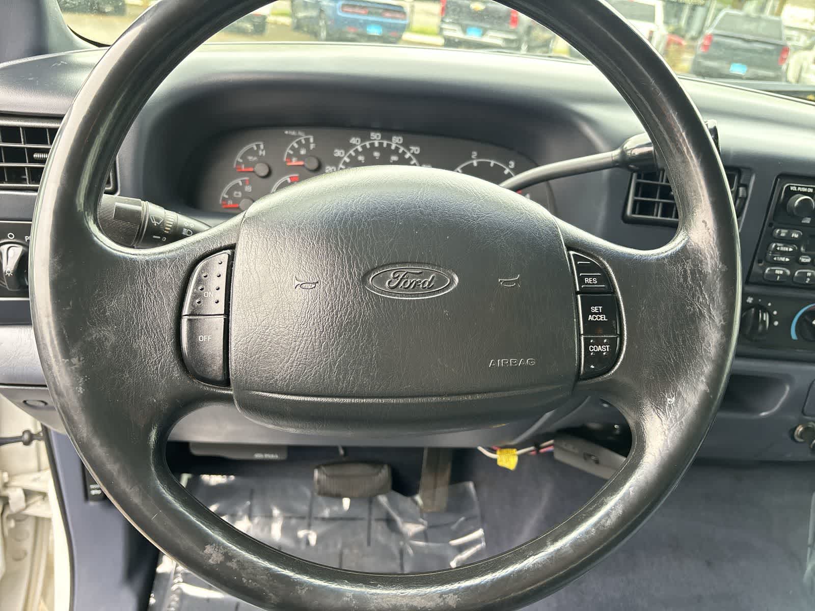Thumbnail: 2001 Ford F-350 - 16
