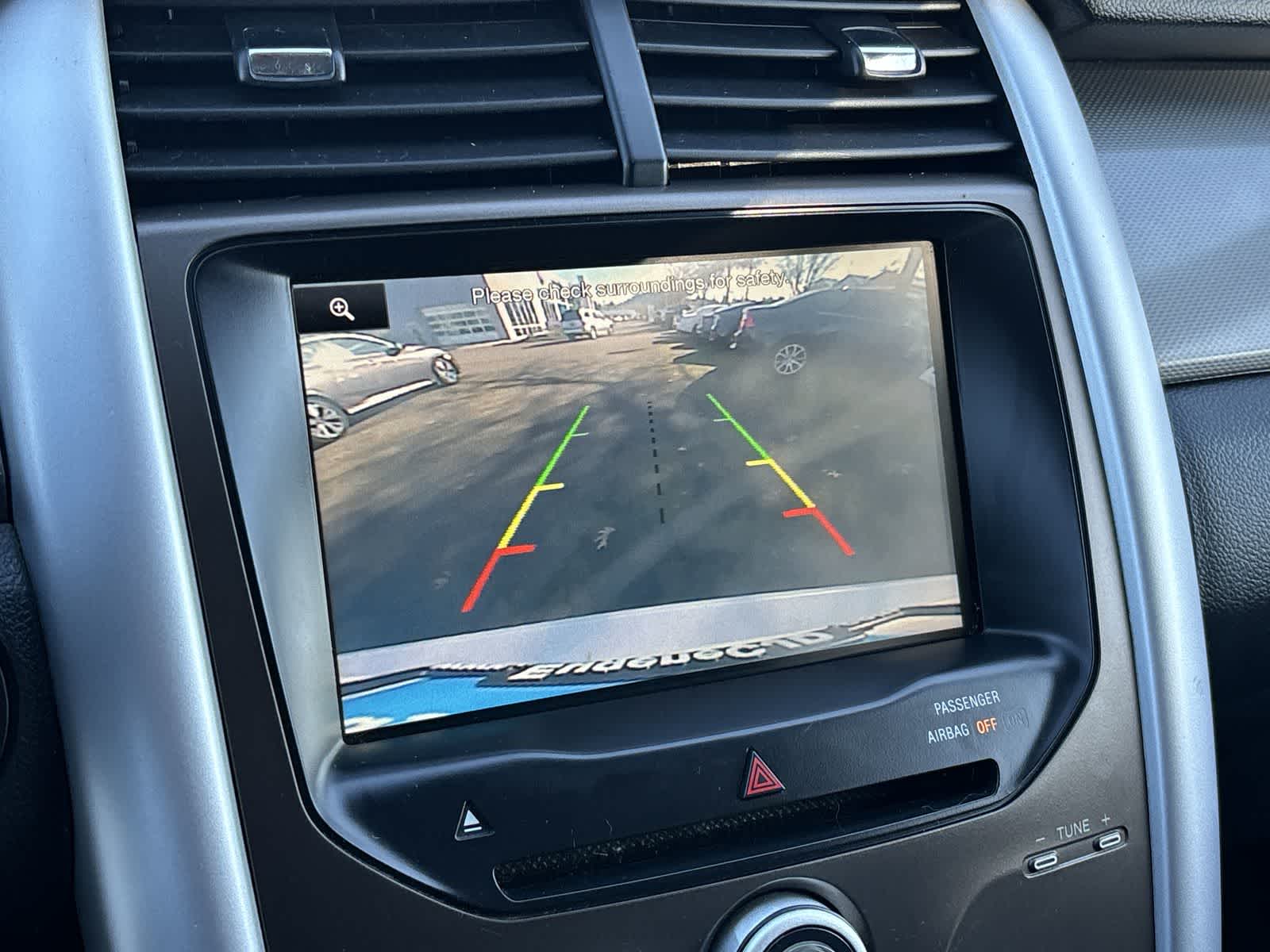 Thumbnail: 2014 Ford Edge - 21