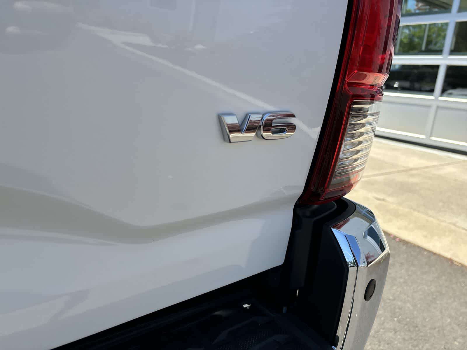 2019 Toyota Tacoma SR5 4