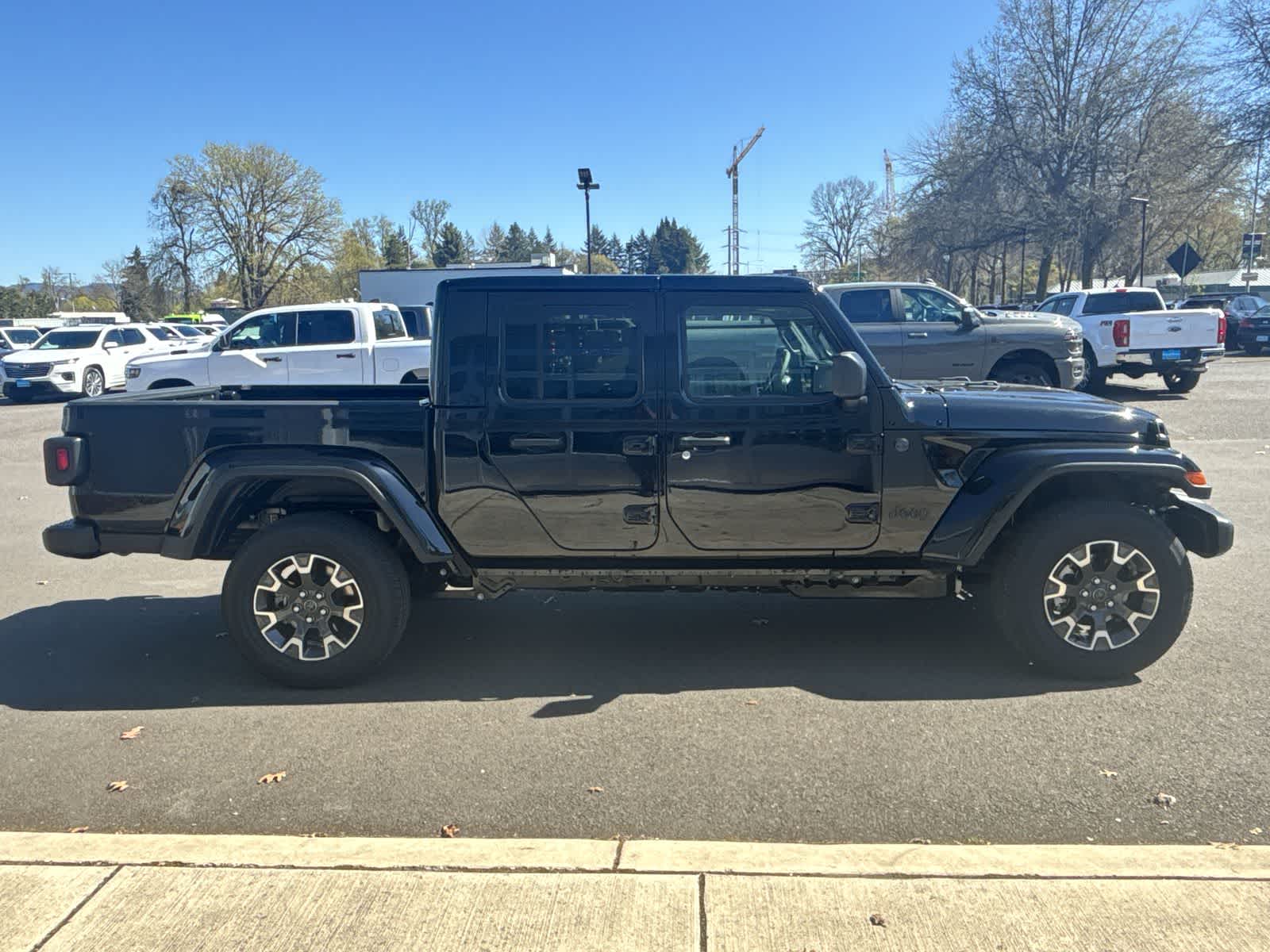 Thumbnail: 2026 Jeep Gladiator - 6