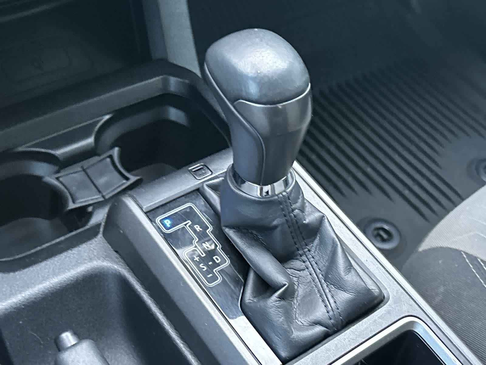 Thumbnail: 2021 Toyota Tacoma - 22