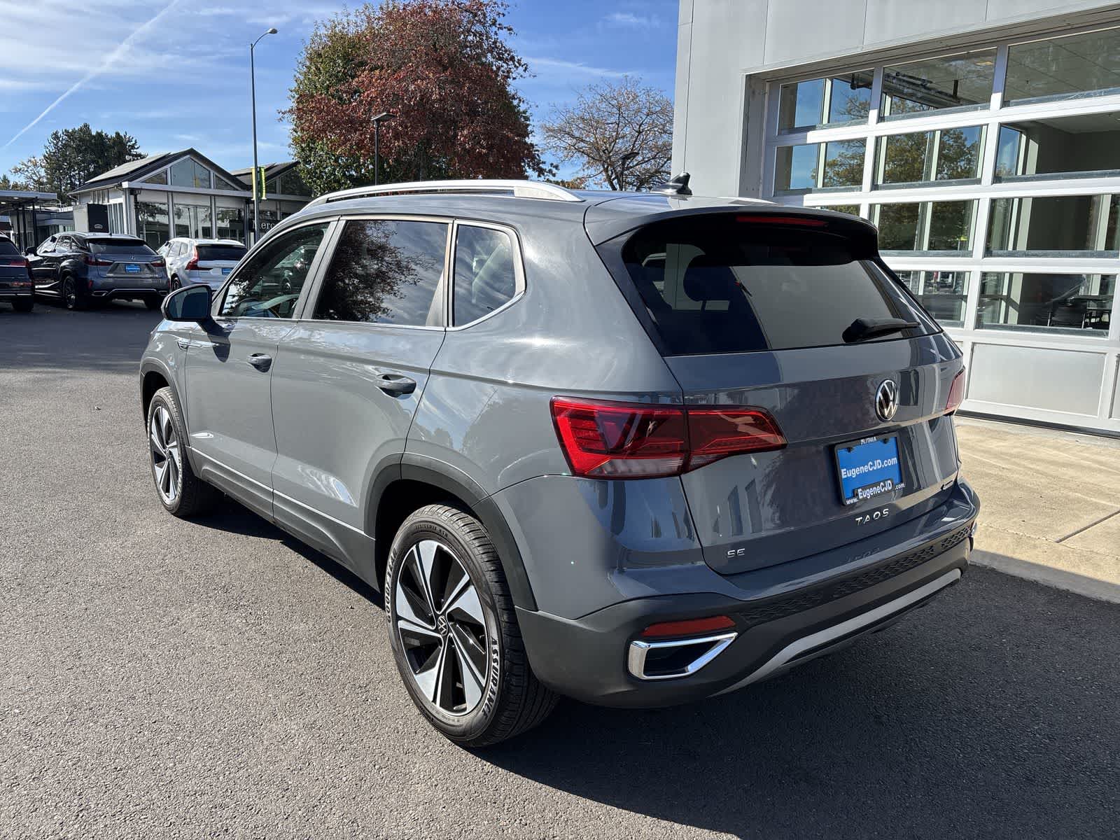 Used 2024 Volkswagen Taos 1.5T SE SUV