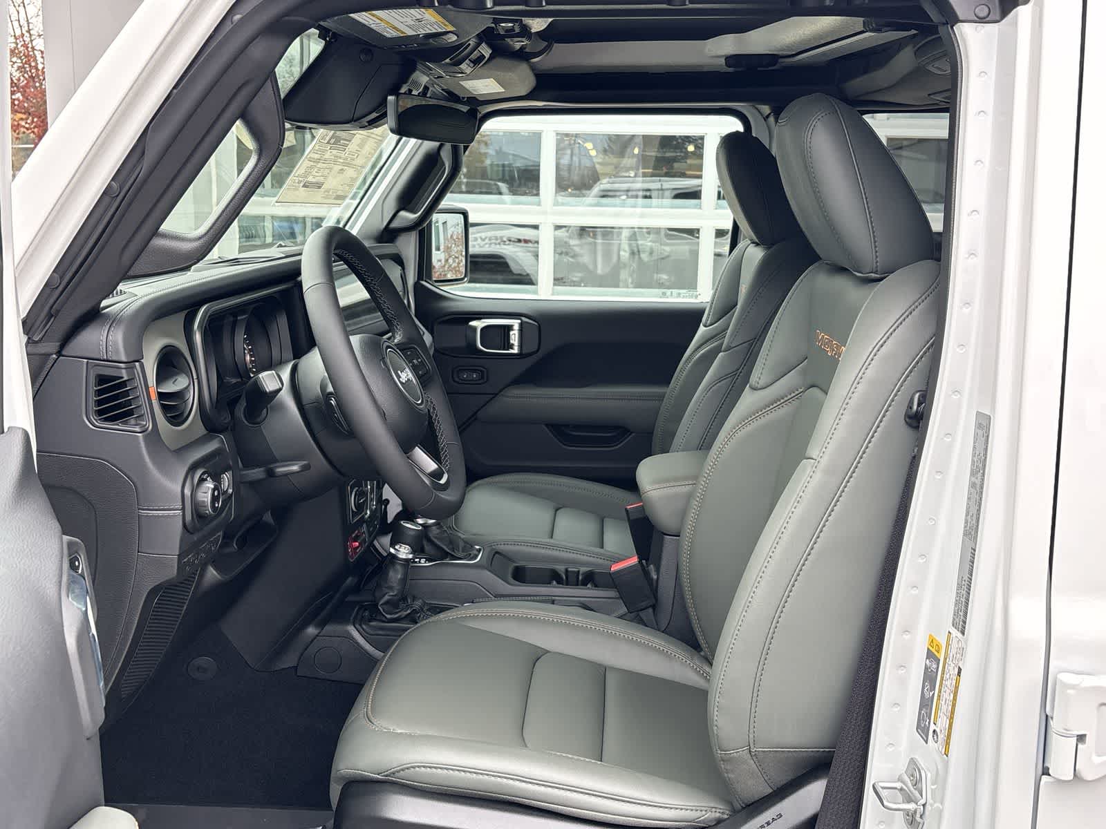 Thumbnail: 2026 Jeep Gladiator - 12