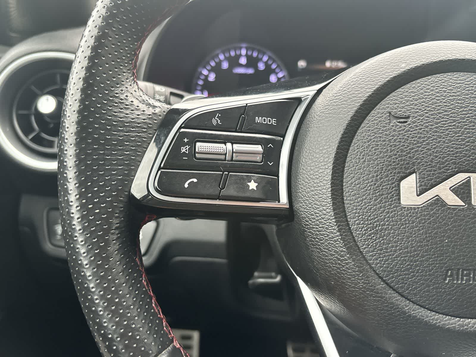 Thumbnail: 2024 Kia Forte - 14