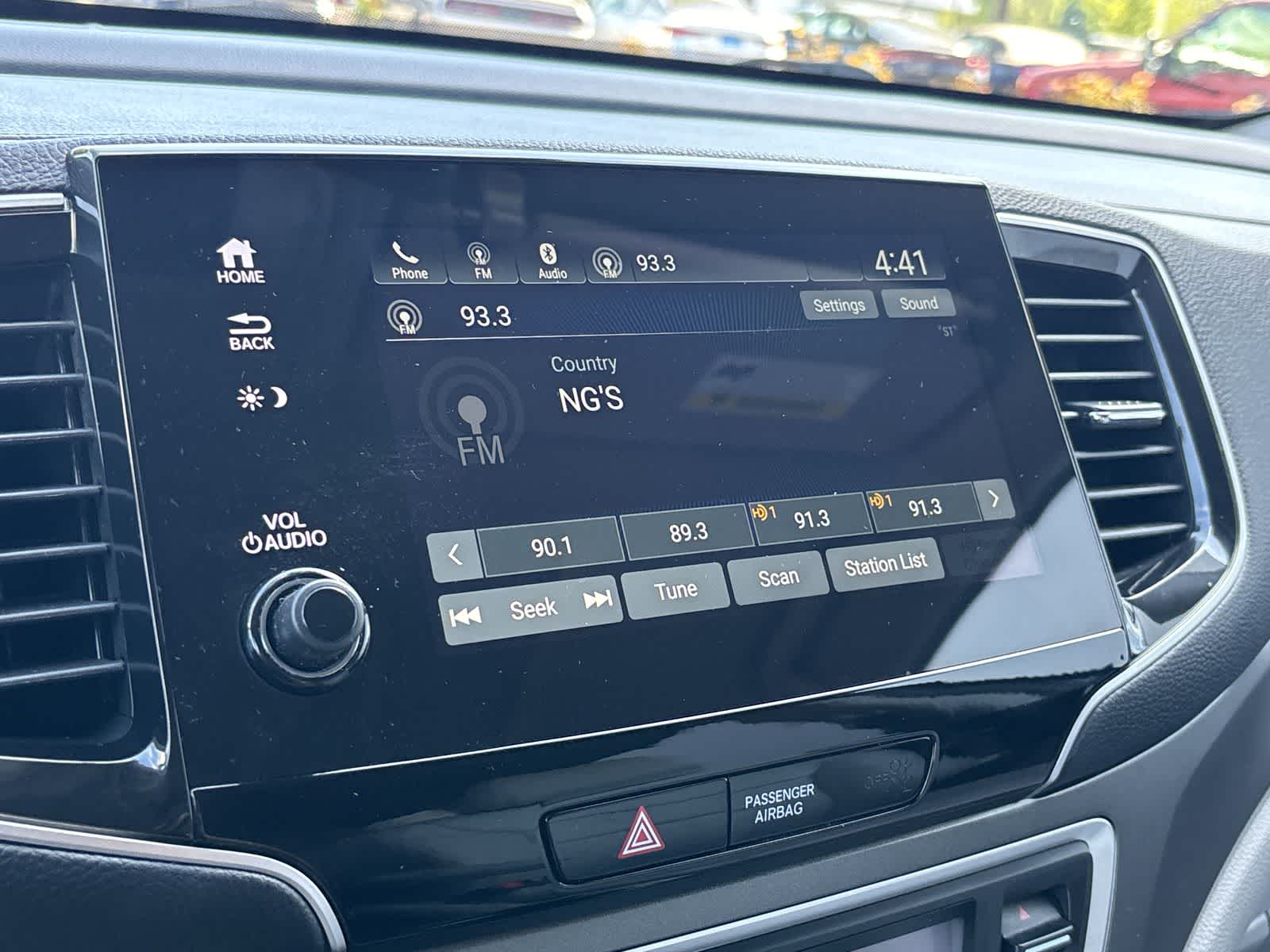 Thumbnail: 2021 Honda Pilot - 22