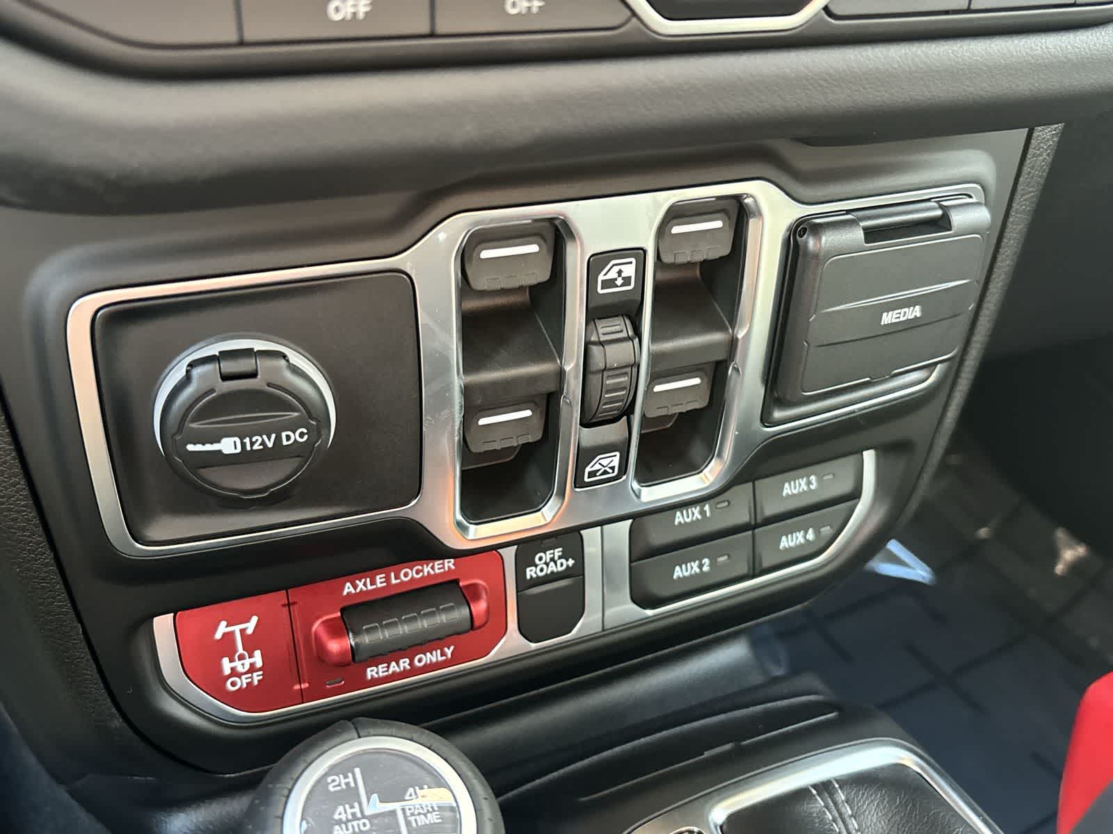 Thumbnail: 2026 Jeep Gladiator - 25