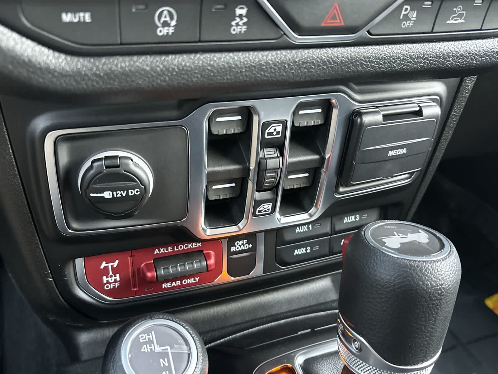 Thumbnail: 2026 Jeep Wrangler - 20