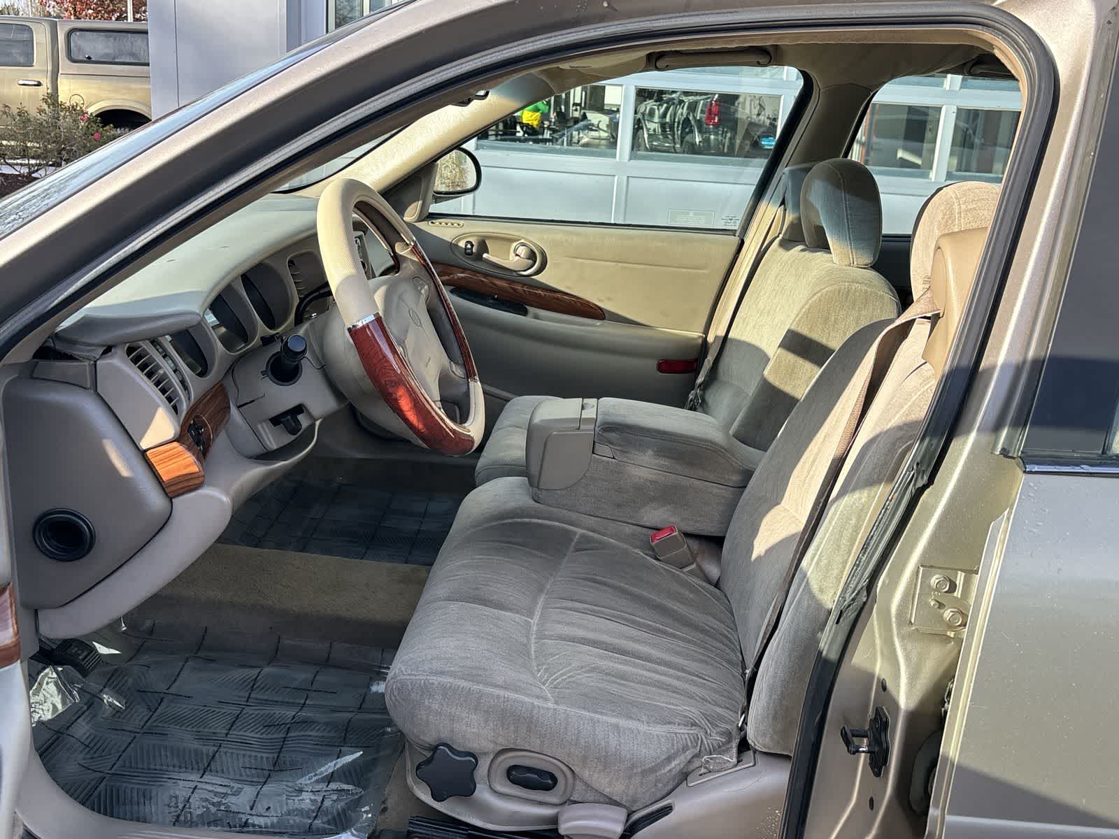 Thumbnail: 2002 Buick LeSabre - 12