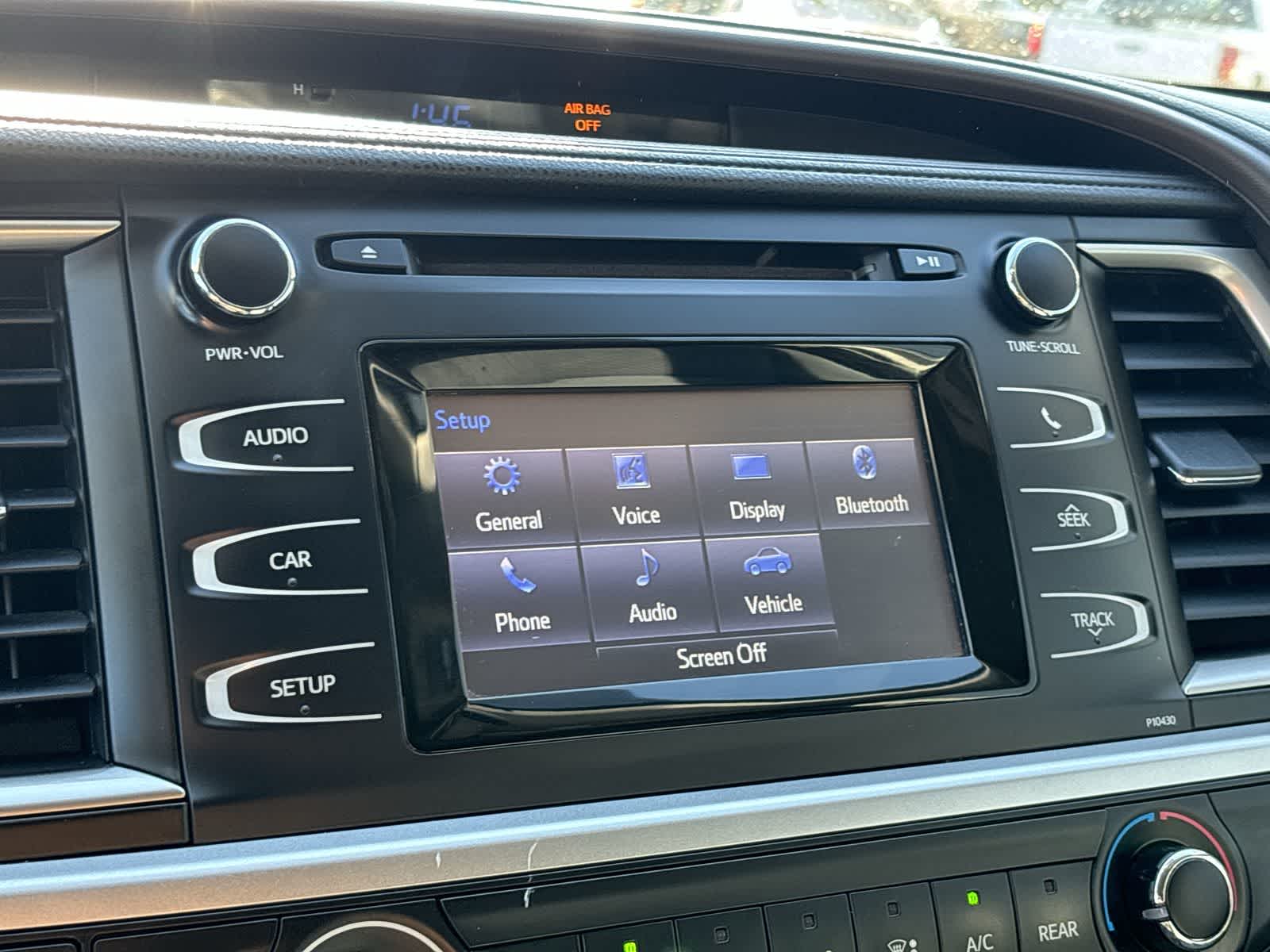 Thumbnail: 2014 Toyota Highlander - 17