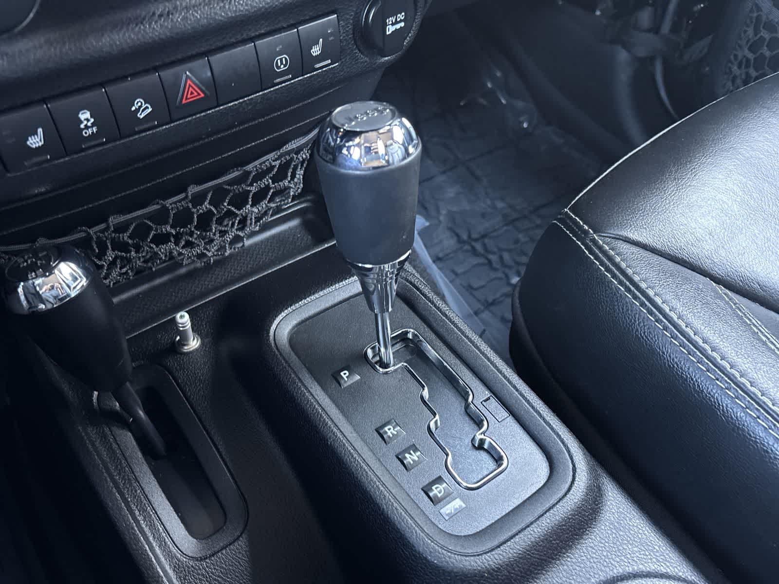 Thumbnail: 2014 Jeep Wrangler - 24