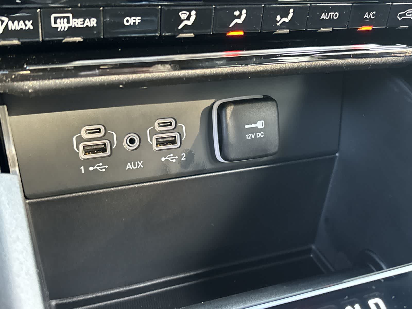 Thumbnail: 2025 Jeep Grand Cherokee - 24