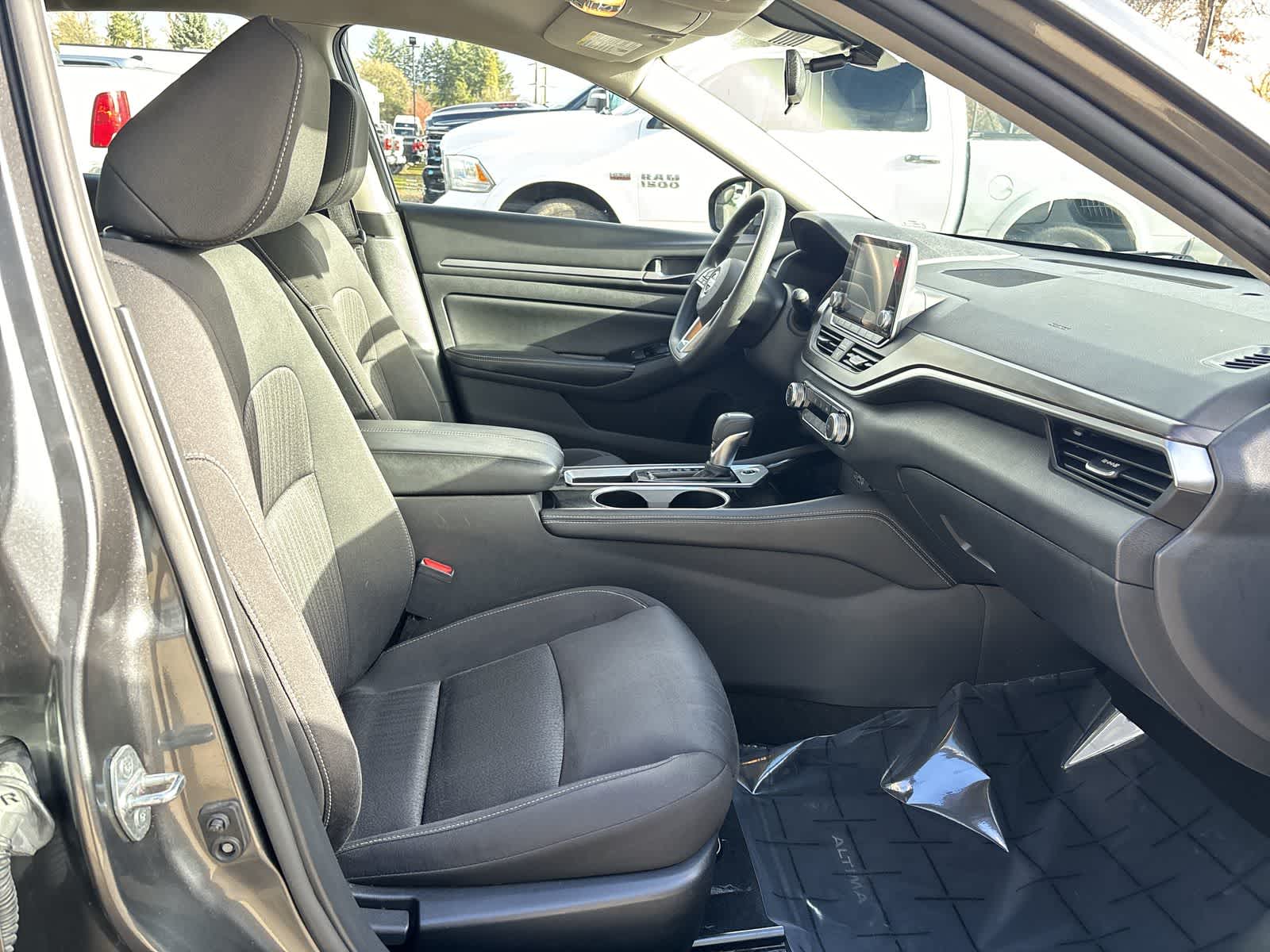 Thumbnail: 2023 Nissan Altima - 5