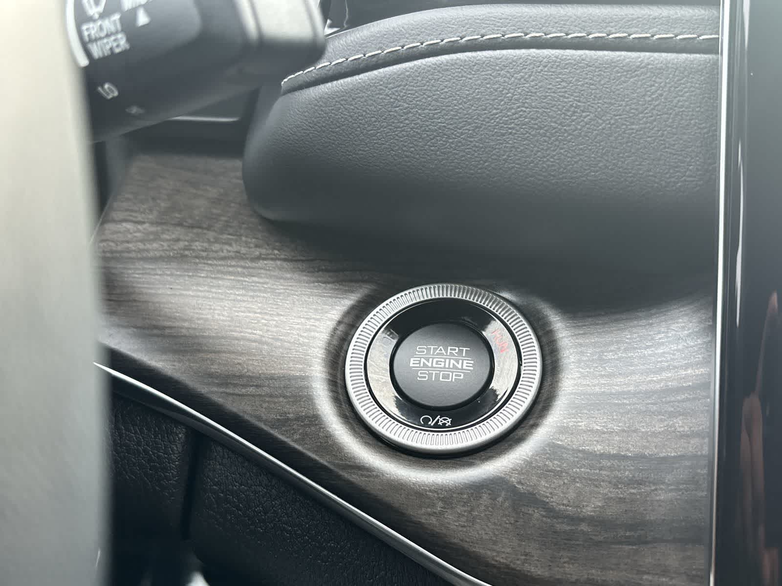 Thumbnail: 2023 Jeep Grand Cherokee - 17