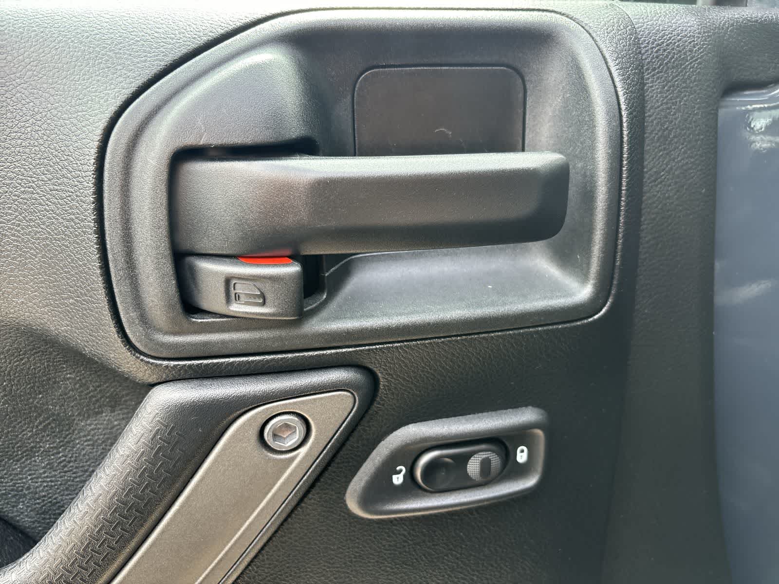 Thumbnail: 2018 Jeep Wrangler - 7