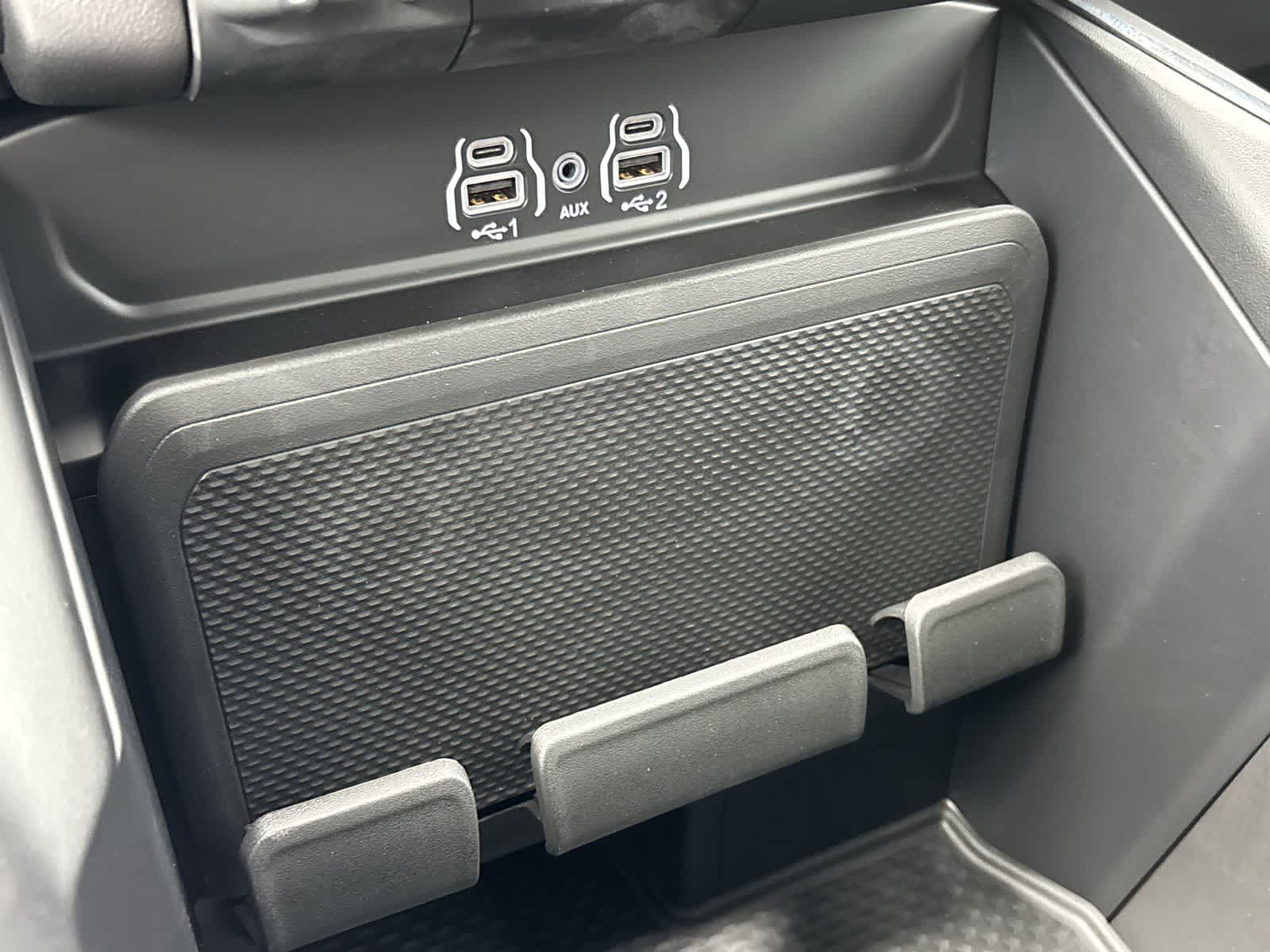 Thumbnail: 2026 RAM 1500 - 20