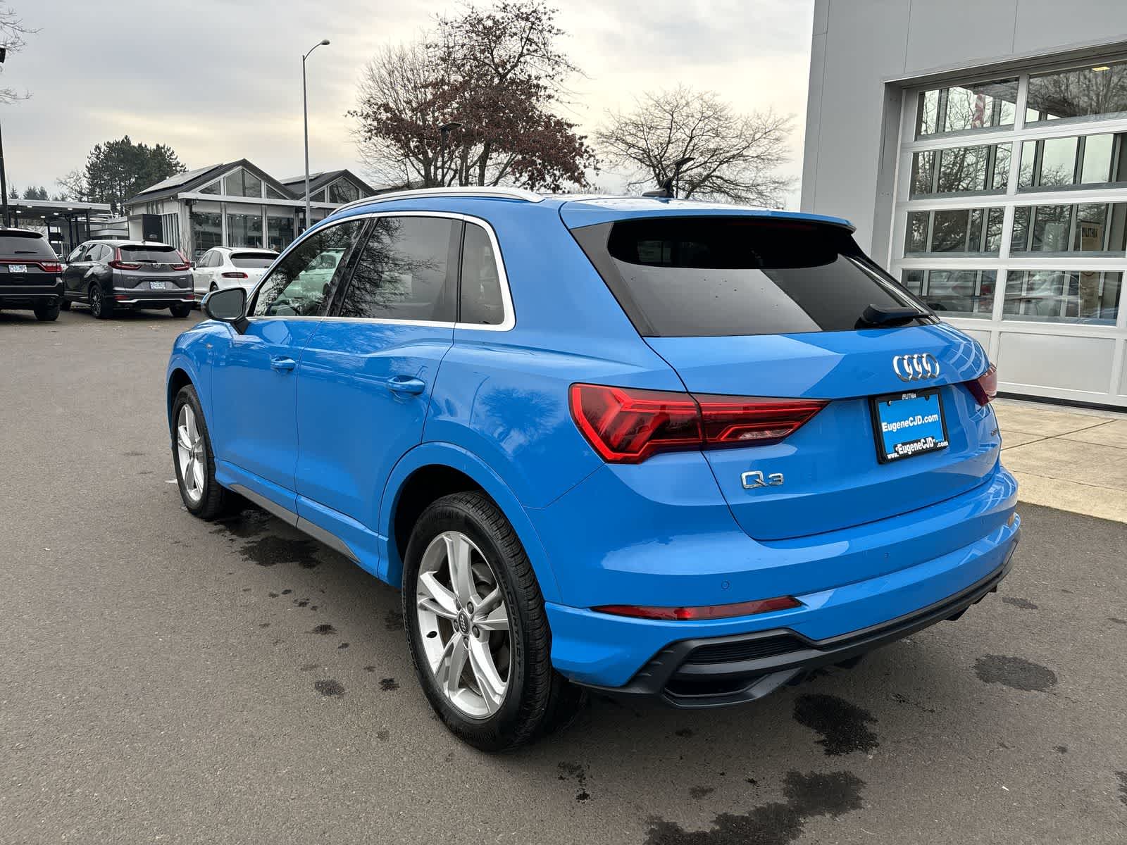 Thumbnail: 2020 Audi Q3 - 3