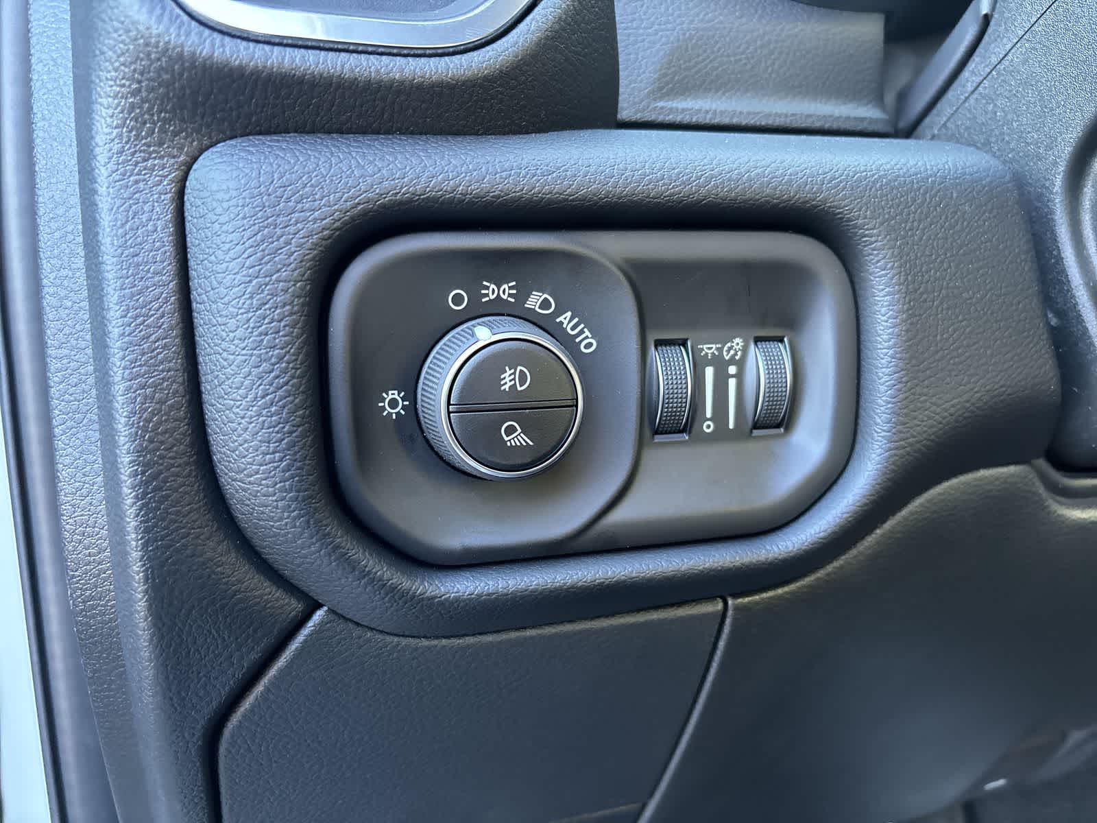 Thumbnail: 2026 RAM 3500 - 10