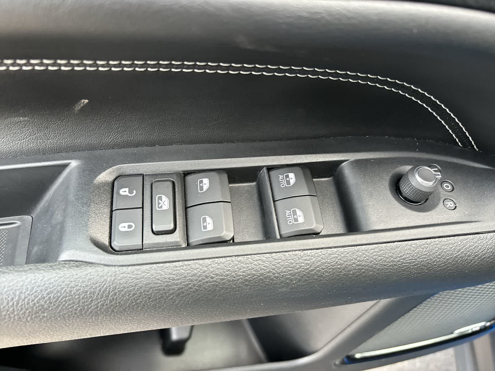 Thumbnail: 2022 Jeep Compass - 9