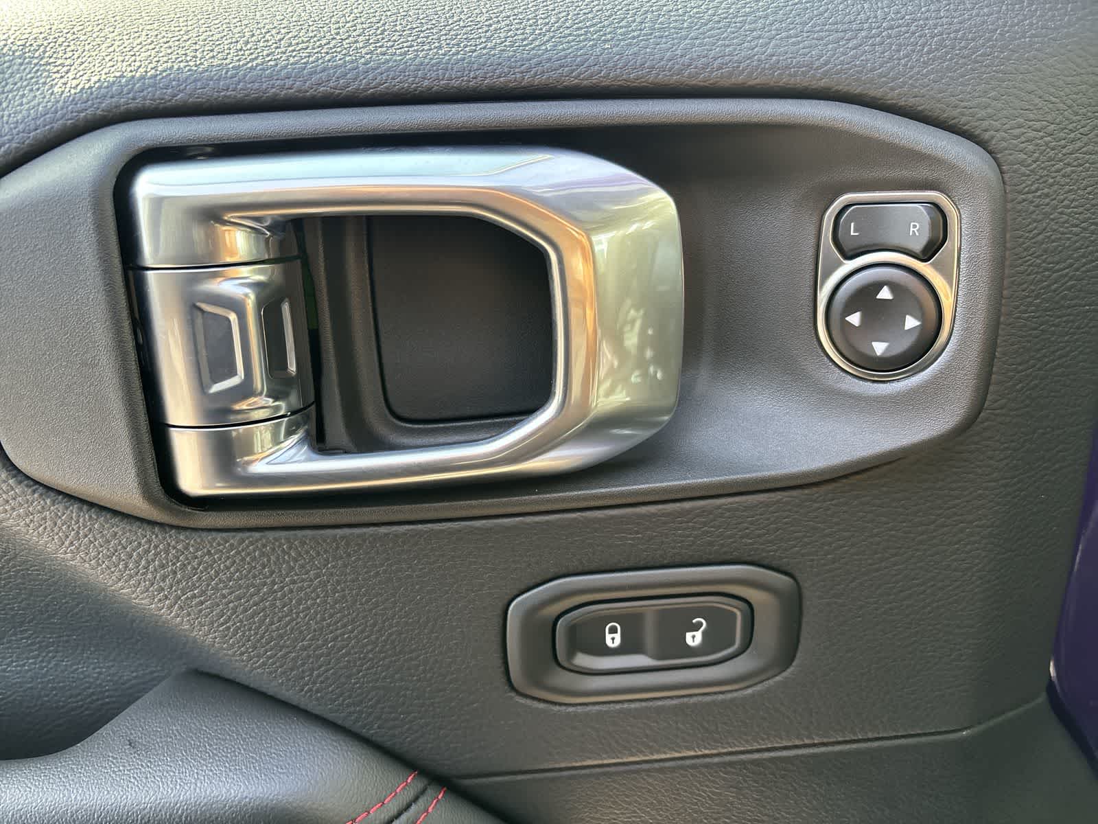 Thumbnail: 2026 Jeep Wrangler - 9