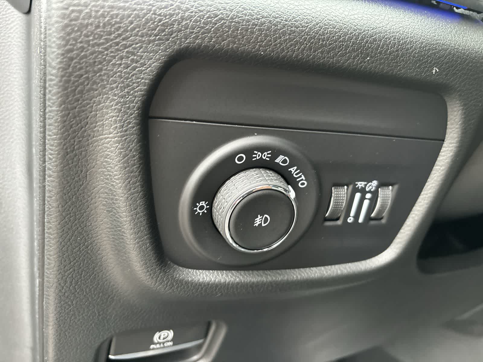 Thumbnail: 2025 Jeep Grand Cherokee - 9