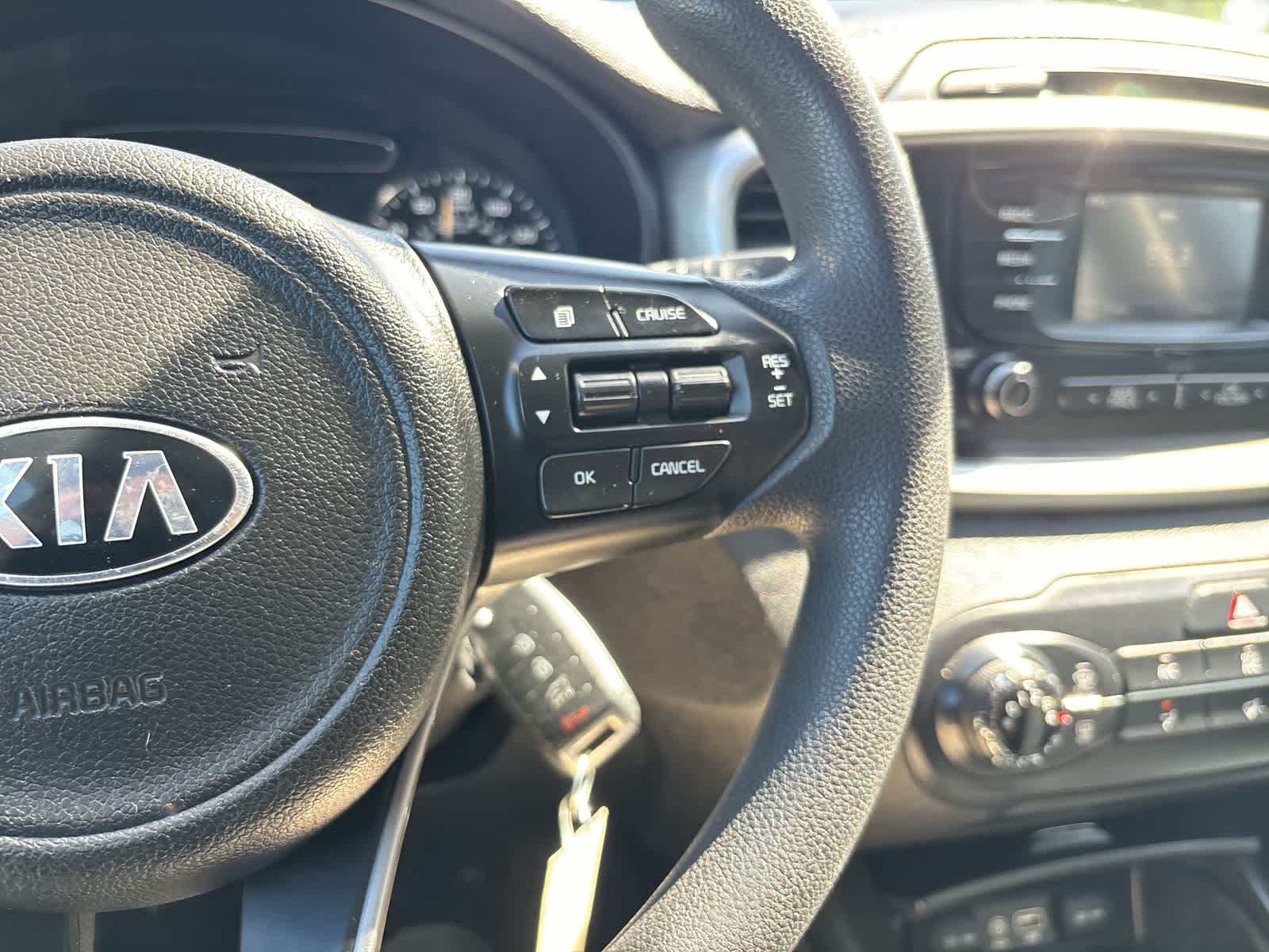 Thumbnail: 2016 Kia Sorento - 13