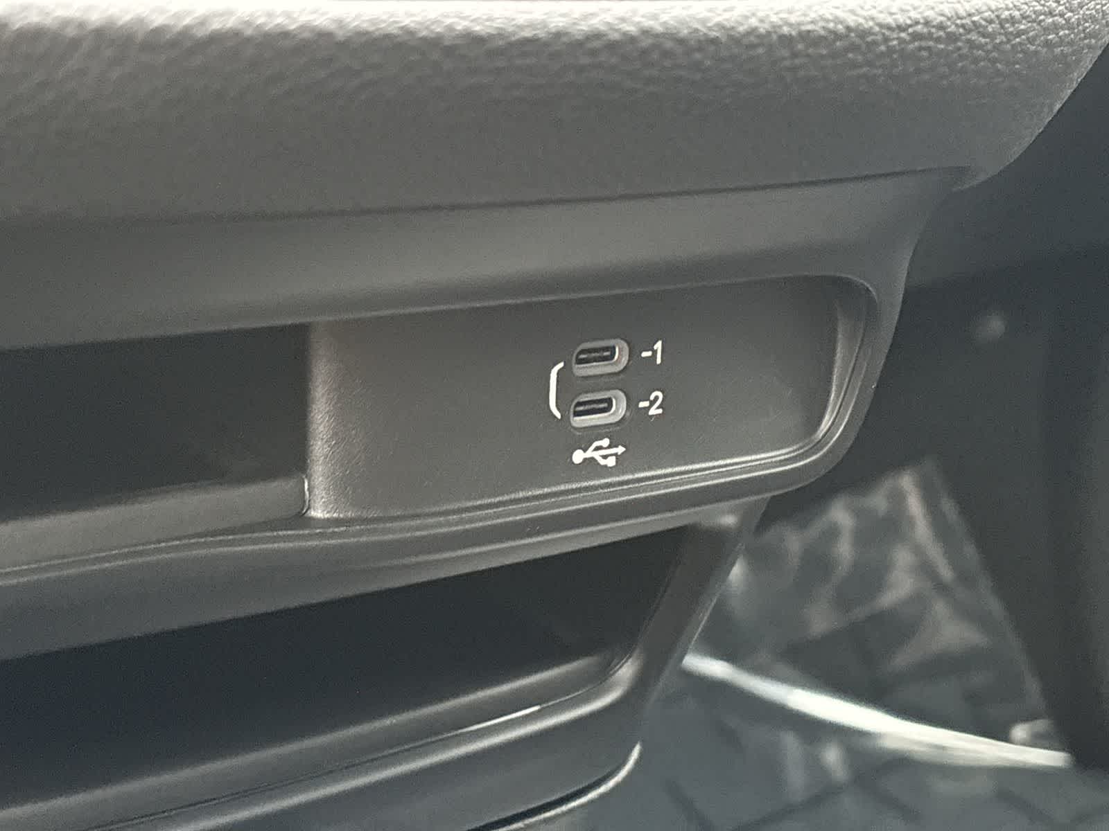 Thumbnail: 2026 Chrysler Pacifica - 25