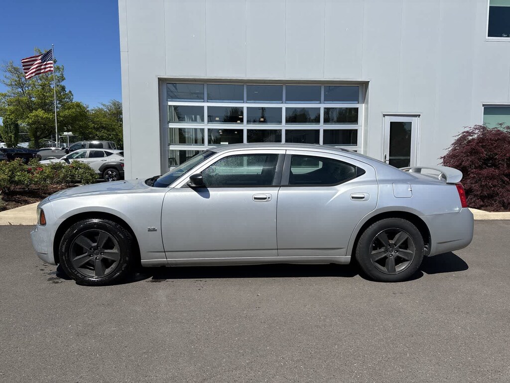 Used 2009 Dodge Charger SXT Sedan