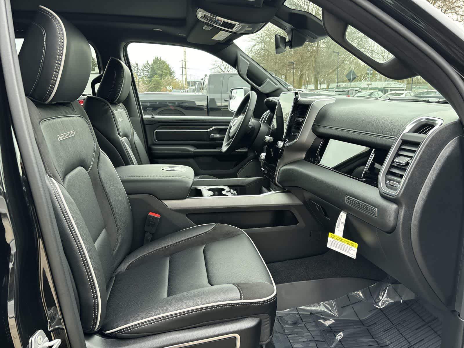 Thumbnail: 2026 RAM 1500 - 6