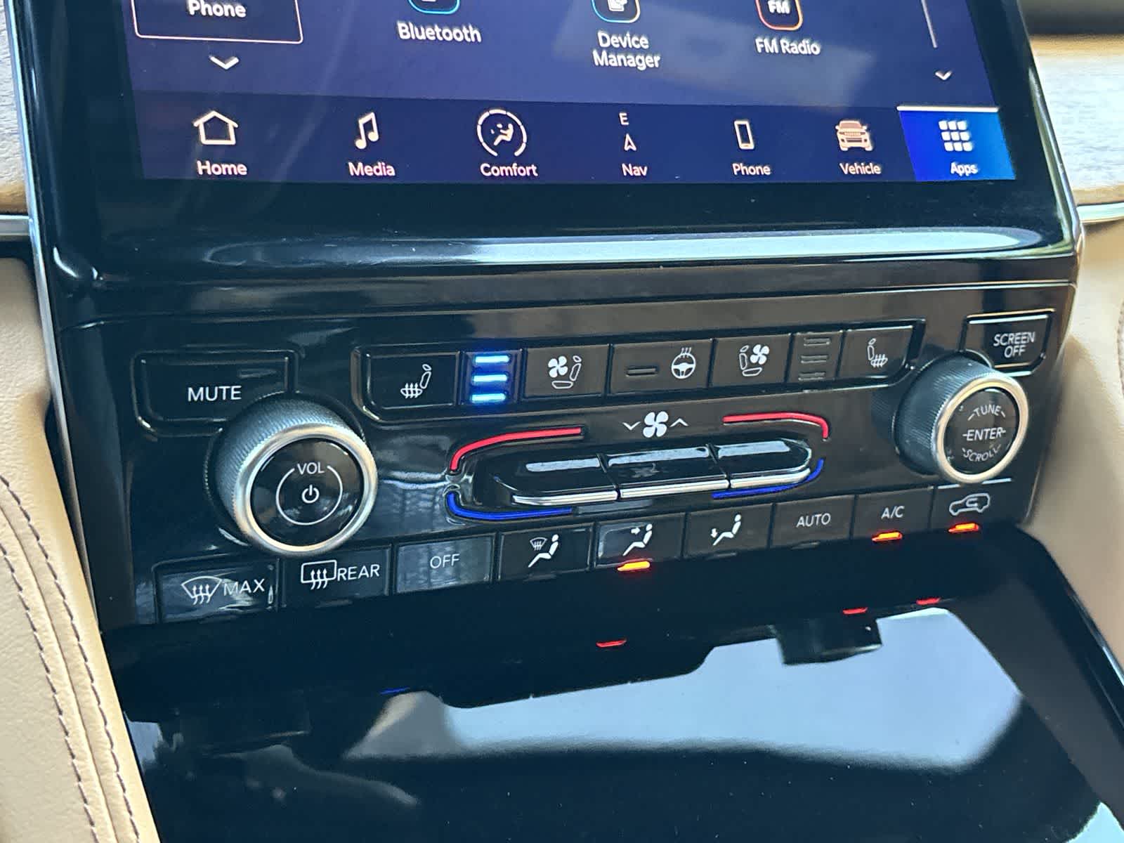 Thumbnail: 2021 Jeep Grand Cherokee L - 25