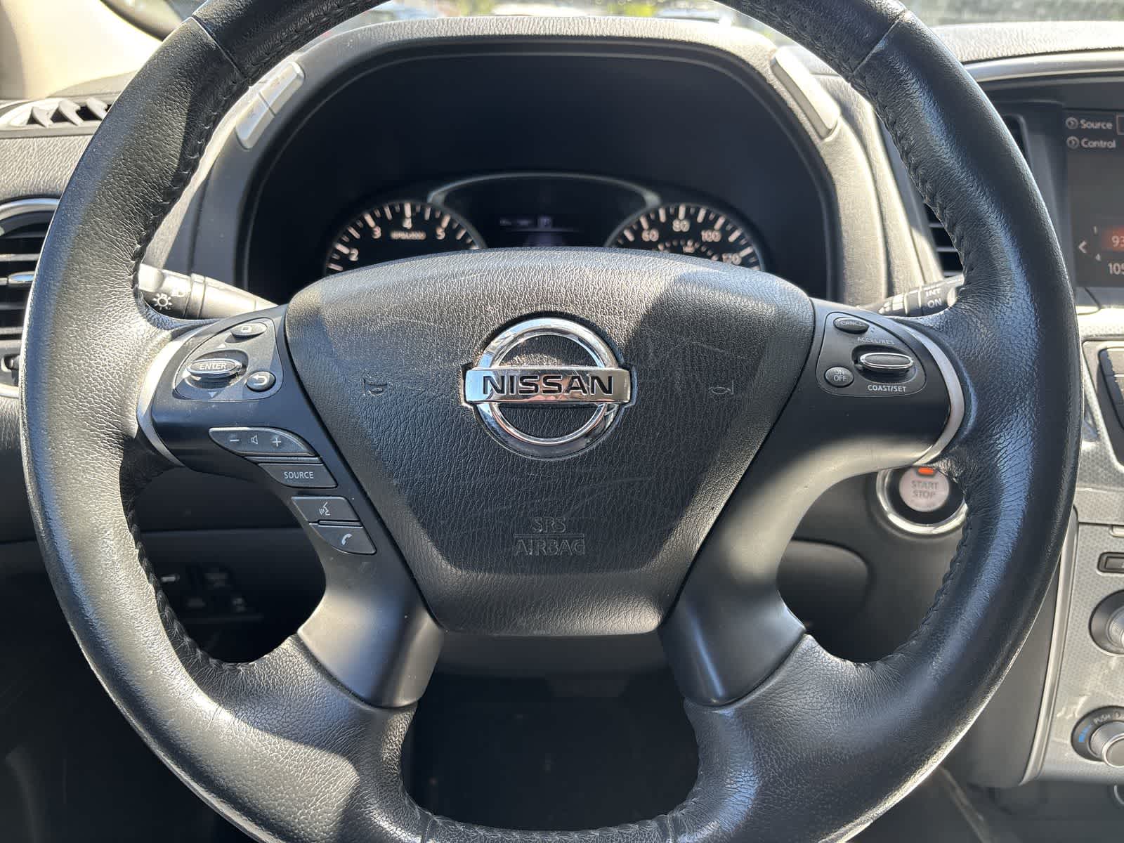 Thumbnail: 2017 Nissan Pathfinder - 7